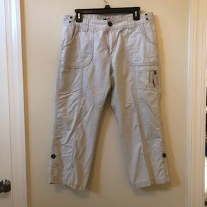 Eddie Bauer cropped pants.
